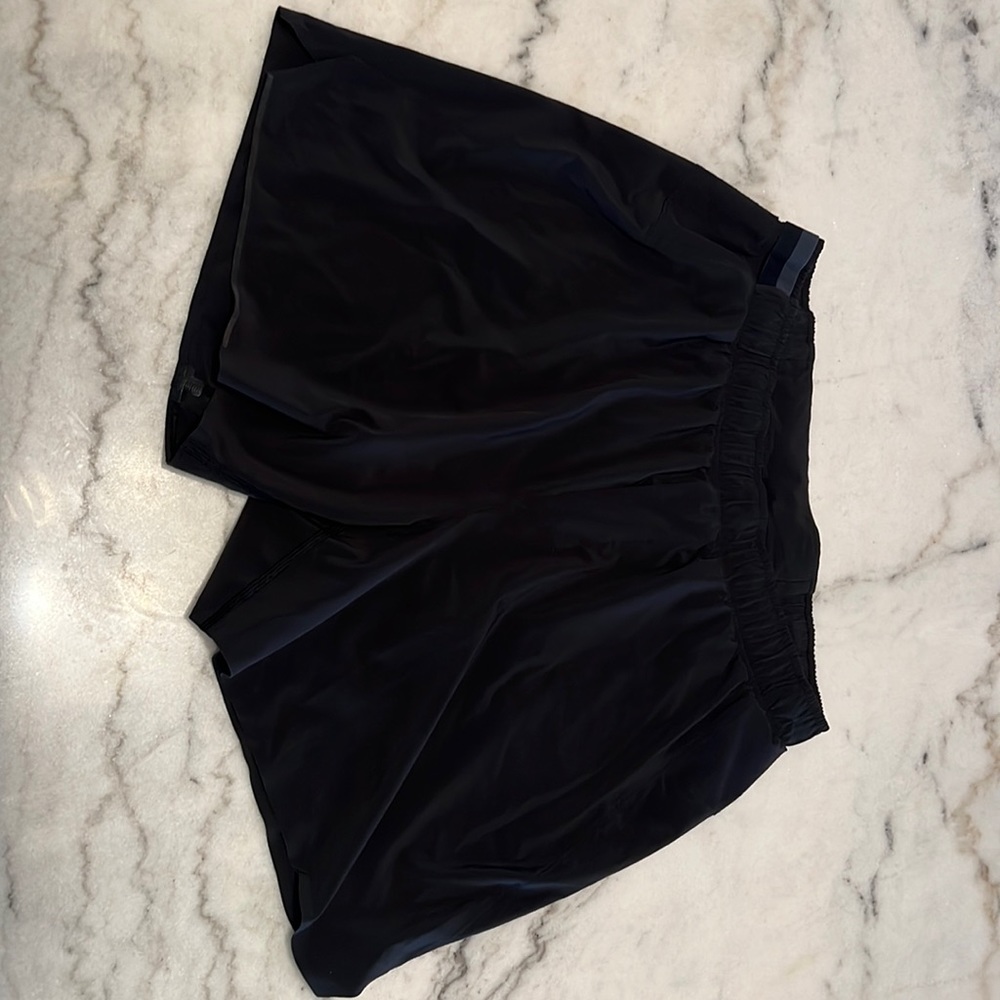 Lululemon 6 inch surge shorts black size large